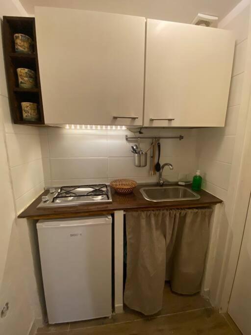 A Casa Mi Apartment เนเปิลส์ ภายนอก รูปภาพ